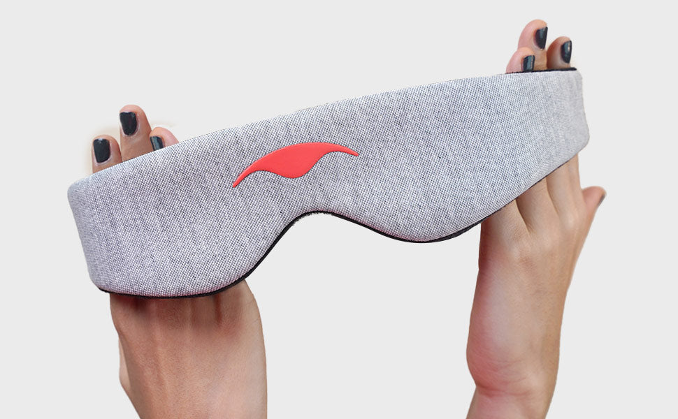 the <strong>mix-and-matchable head strap</strong> for any Manta Mask